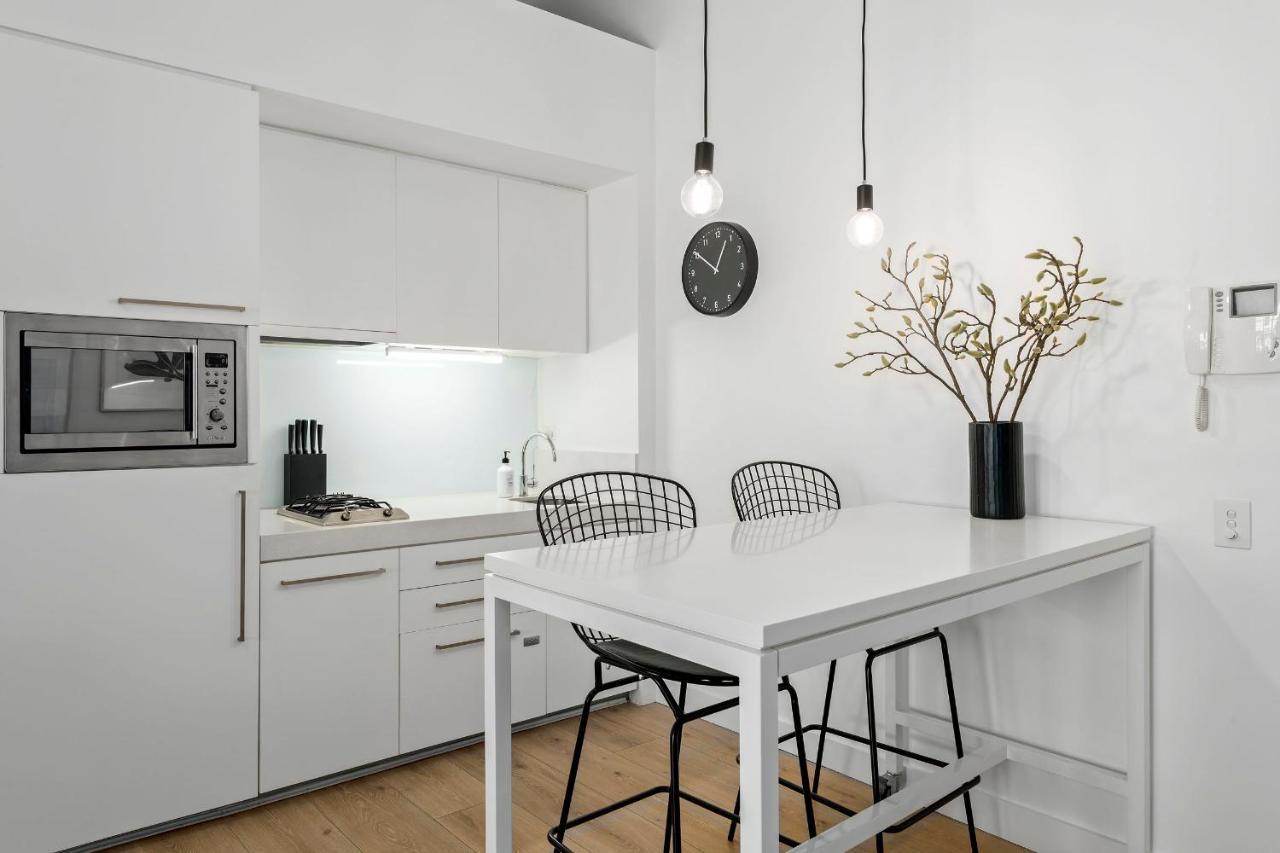 Luxuria Apartments - Bourke Мельбурн Экстерьер фото